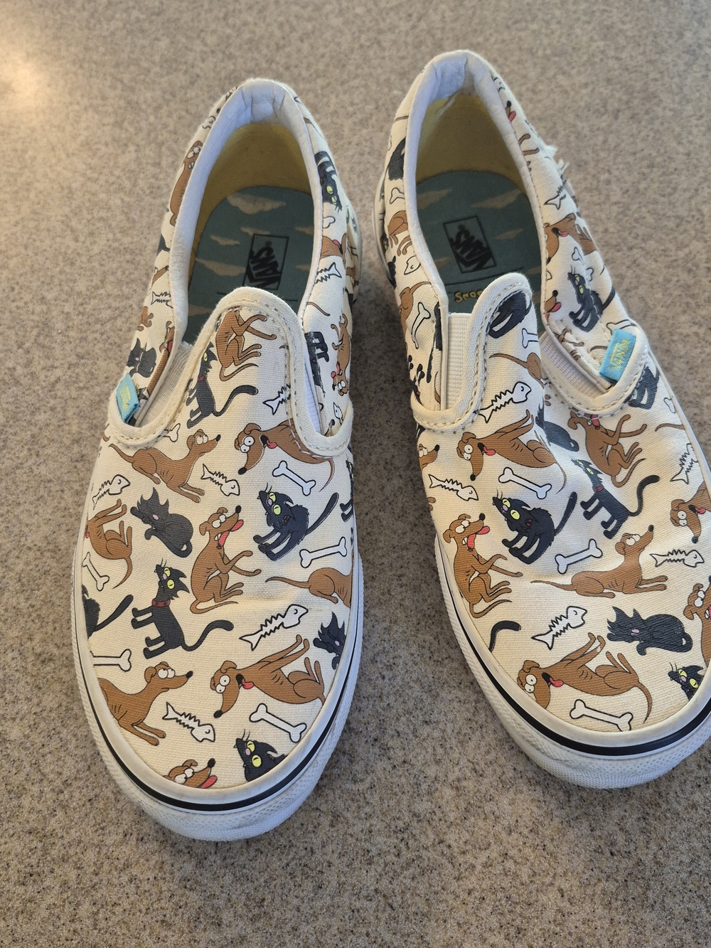 Vans Big Kids Size 4.5 Classic Slip-On Shoes The Simpsons Dog & Cat Print